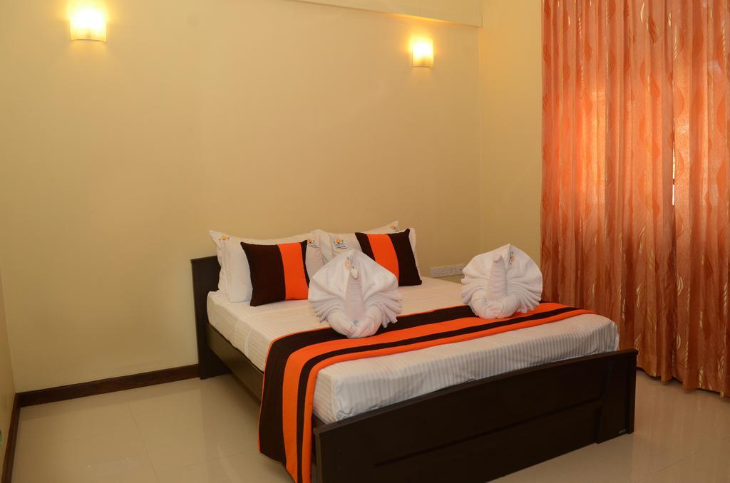 Lovely Villa Negombo Ettukala Экстерьер фото