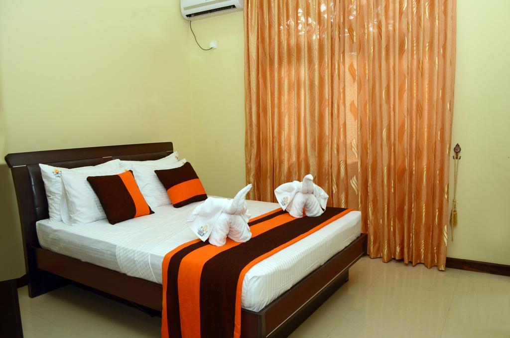 Lovely Villa Negombo Ettukala Экстерьер фото