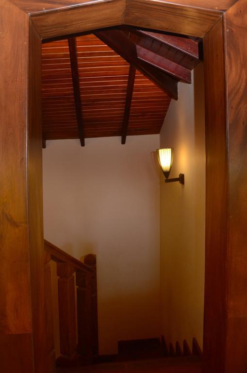 Lovely Villa Negombo Ettukala Экстерьер фото